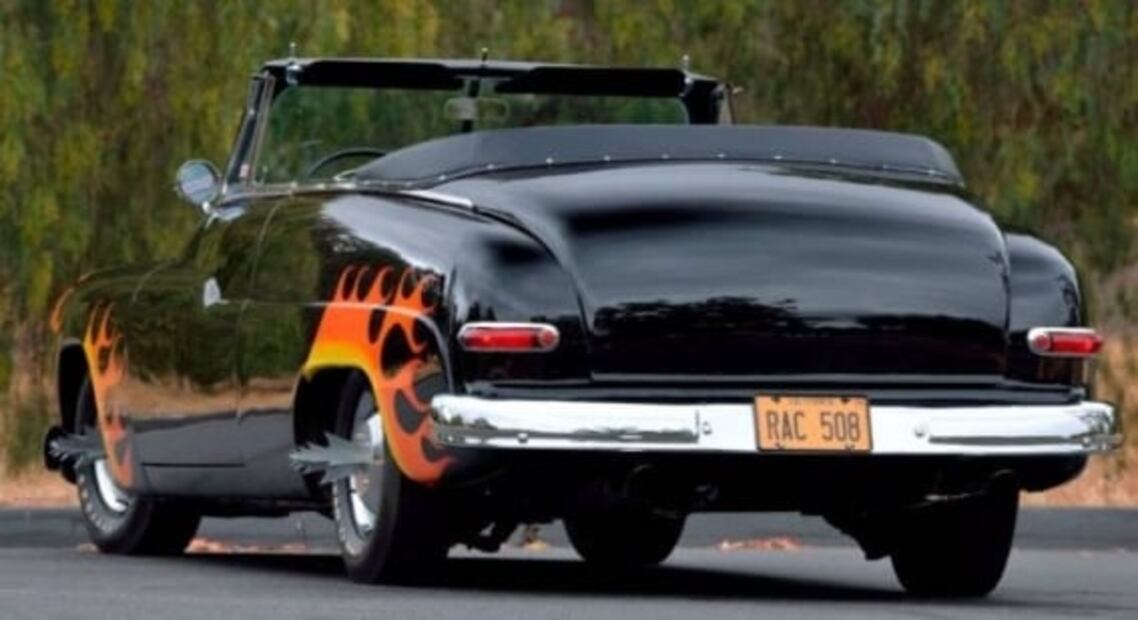 Así es el auto de "Vaselina" al que se subió Olivia Newton-John y que será subastado 