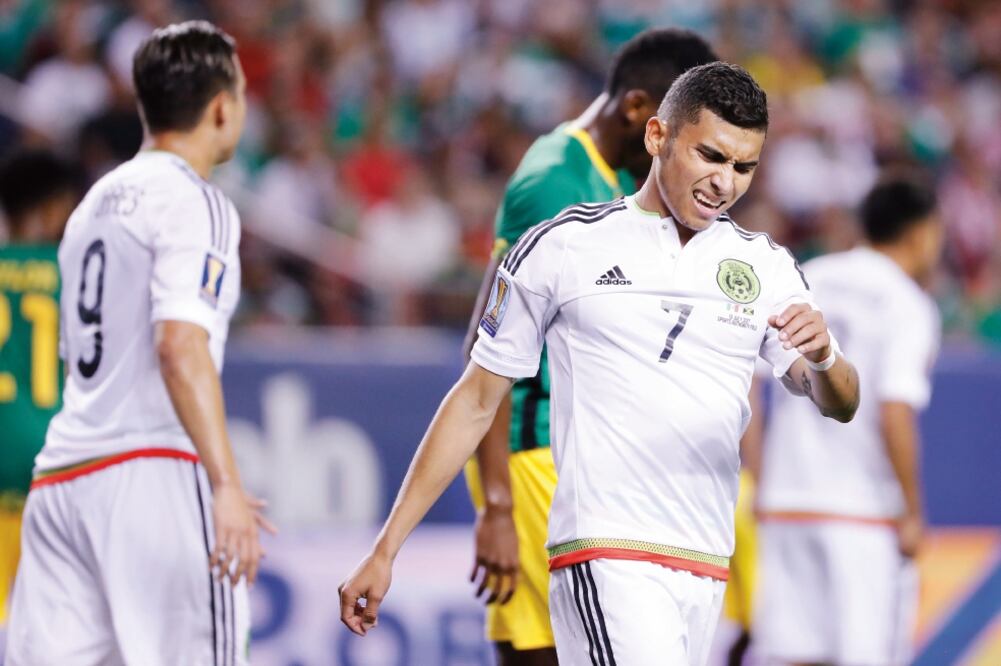 Orbelín Pineda realizó varias funciones durante el partido (JOSÉ MÉNDEZ. EFE)