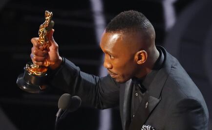 Mahershala Ali gana Oscar por "Moonlight"
