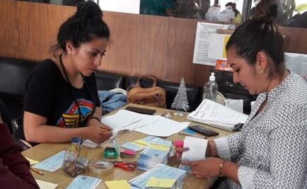 Cobran maestros de Michoacán quincena y compensación; sigue cónclave de la CNTE