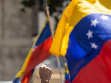 Venezuela desaconseja a sus ciudadanos viajar a Estados Unidos; pide a residentes que viven allá abandonar el país