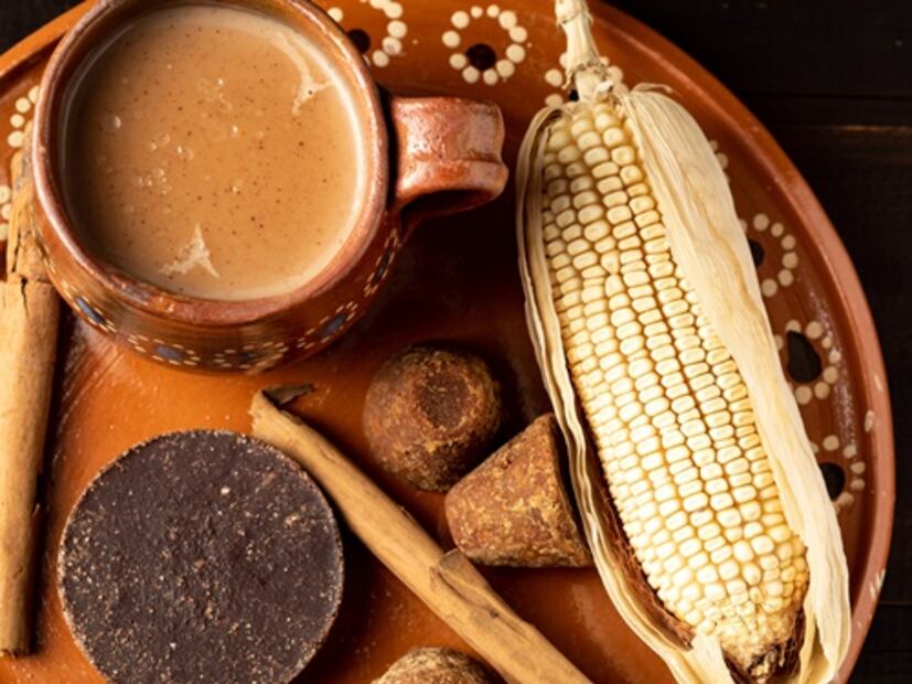 ¿Cómo se hace el champurrado?