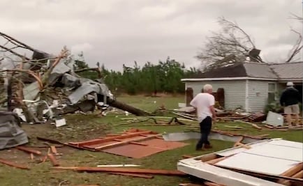 Tornado mata a más de 20 personas en Alabama