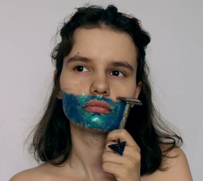 Elimina el vello facial con bicarbonato de sodio