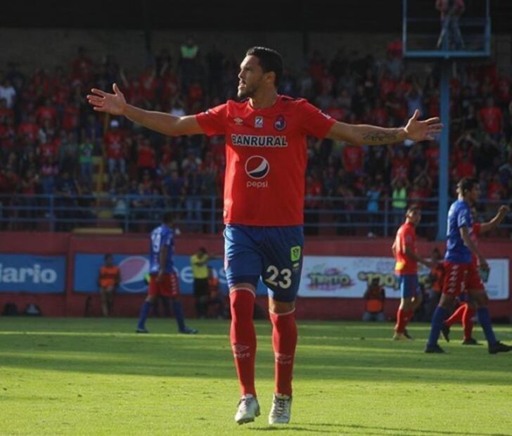 Los futbolistas mexicanos que han emigrado a ligas exóticas