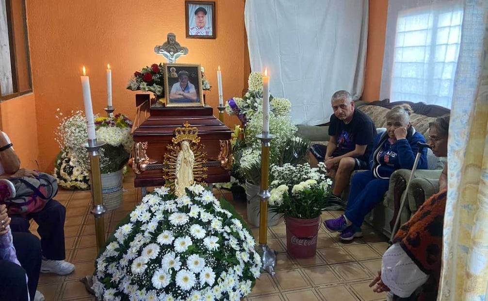 Despiden a Misael Cano, trabajador de limpia y obras de la alcaldía, quien perdió la vida tras la volcadura de una pipa de gas LP (11/09/2025). Foto: Juan Carlos Williams / EL UNIVERSAL