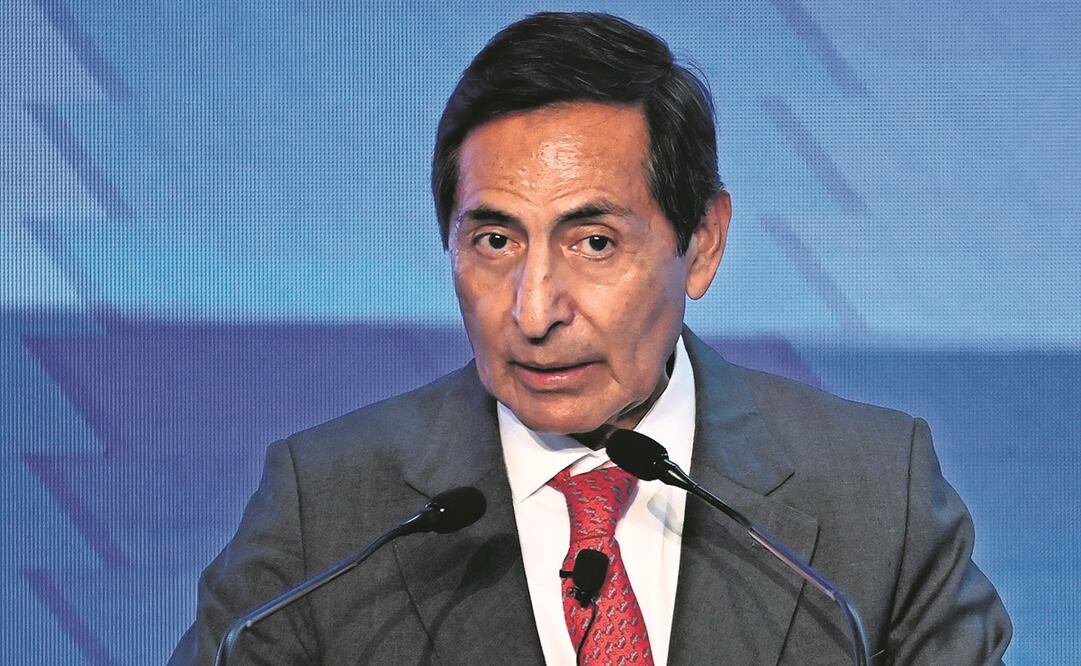 La Asociación de Bancos de México celebró la continuidad del secretario de Hacienda, Rogelio Ramírez de la O al frente de la dependencia. Foto: EFE/ Archivo