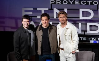 Ryan Gosling presenta “Proyecto Fin del Mundo” en el Papalote y recibe estrella en experiencia inmersiva