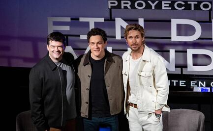 Ryan Gosling presenta “Proyecto Fin del Mundo” en el Papalote y recibe estrella en experiencia inmersiva