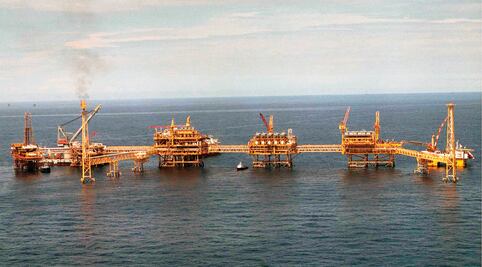 Descubre Pemex 4 yacimientos