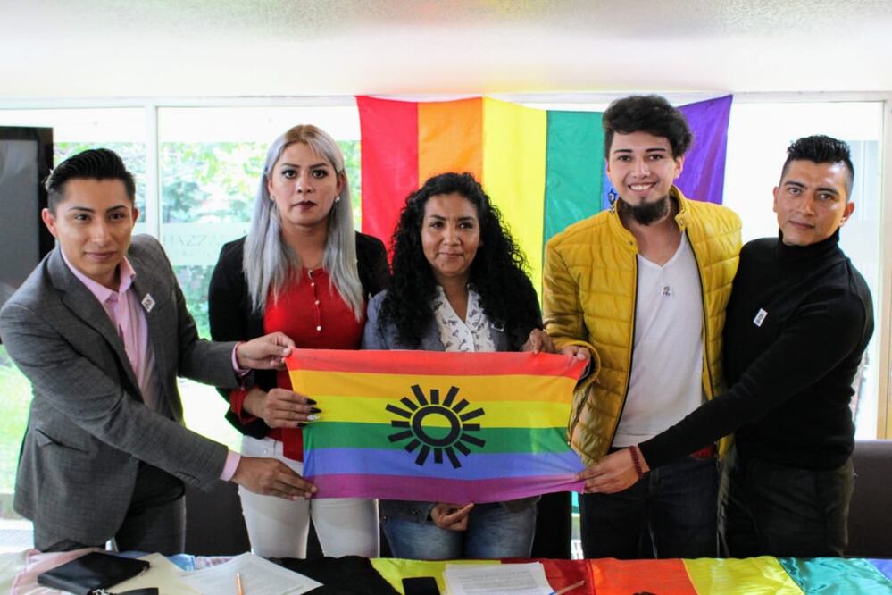 La coordinadora del organismo del PRD mexiquense, Cira Bautista anunció la construcción de casas de atención para los adultos mayores de la comunidad LGBTTTI / Especial