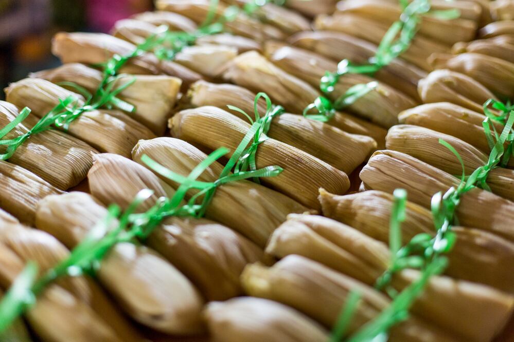 El chef Raúl Traslosheros será el encargado de impartir el curso para preparar tamales. (Foto Archivo El Universal)