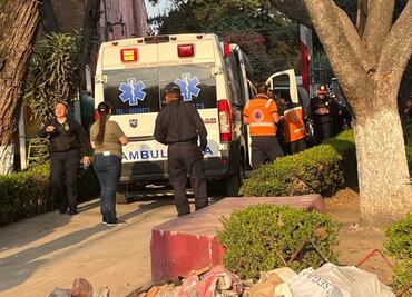 Mujer resulta lesionada por flamazo tras acumulación de gas en la Narvarte