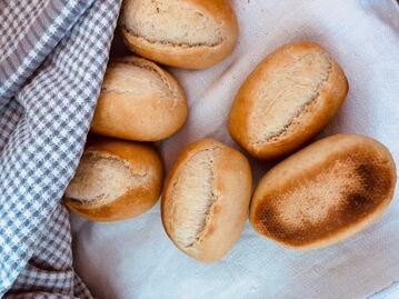¿Cómo mantener frescos los bolillos por días?