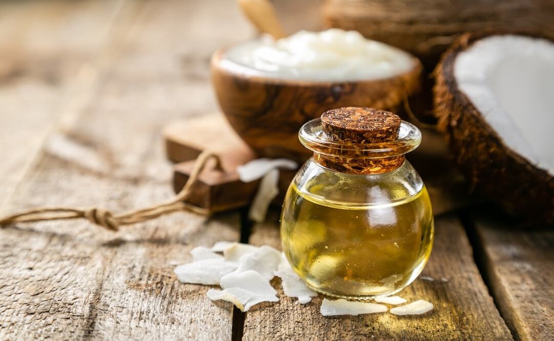 La mejor fuente de aceite MCT es el coco. /Foto: Istockphoto.