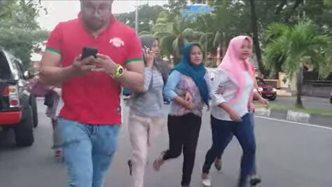 Sismo de magnitud 7.3 sacude islas Molucas de Indonesia