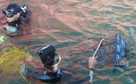 Semar halla dos maletas llenas de cocaína en buque de Michoacán