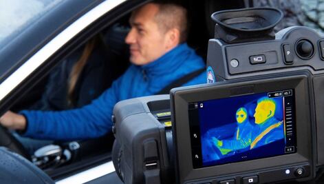 Cinturón de seguridad con calefacción, pensado para autos eléctricos