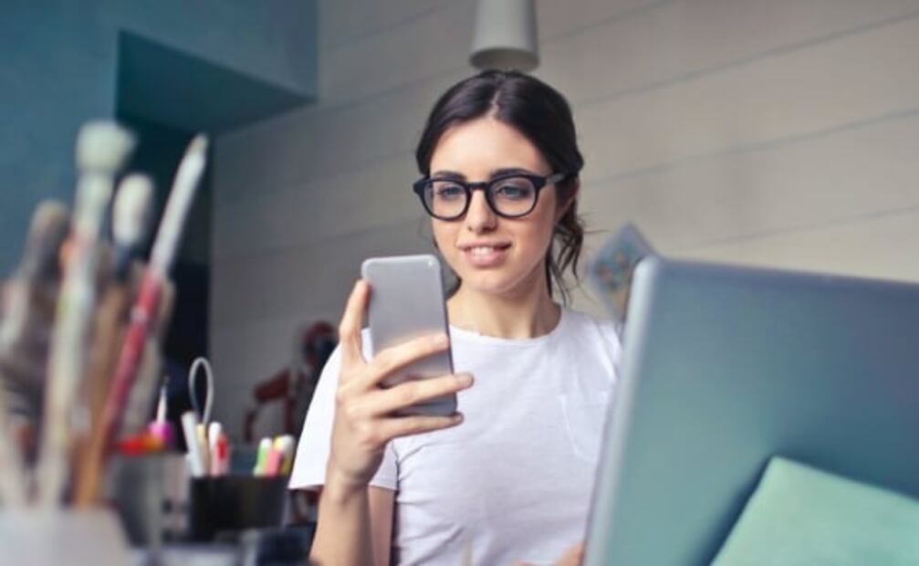 Cómo escuchar los audios de WhatsApp con la pantalla bloqueada
