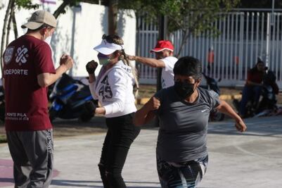 Proponen que haya cursos de defensa personal para mujeres en los Pilares de la CDMX