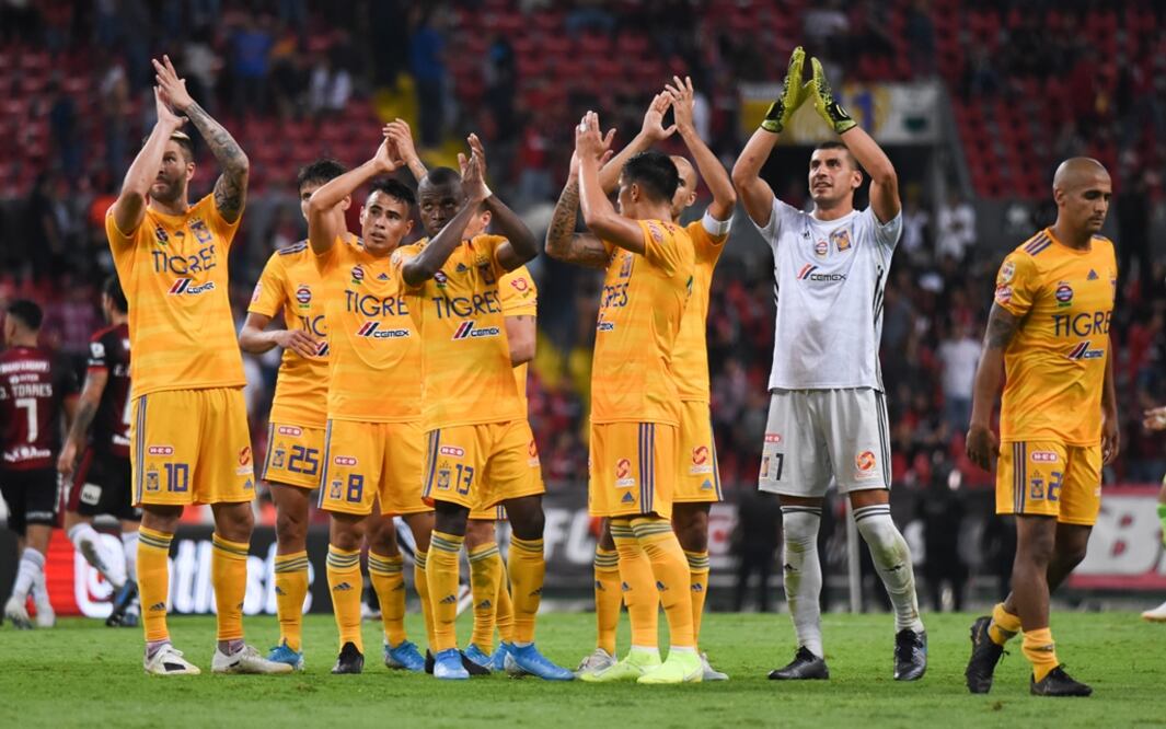 Tigres después del partido con Atlas    Foto: Imago 7