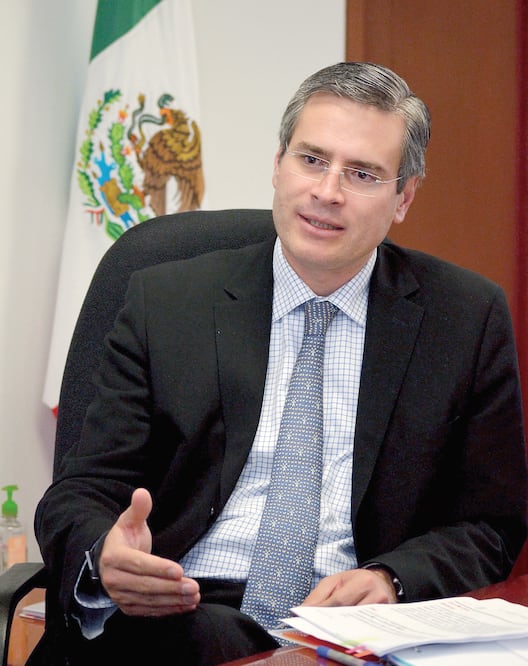 Propuest a. Francisco de Rosenzweig, asesor del CNA, dijo que es mejor renegociar el TLCAN cuando Trump deje la presidencia de EU (ARCHIVO EL UNIVERSAL)
