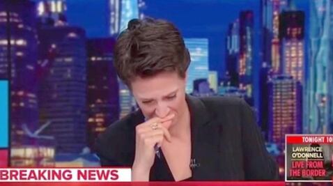 Conductora rompe en llanto tras nota de separación de familias