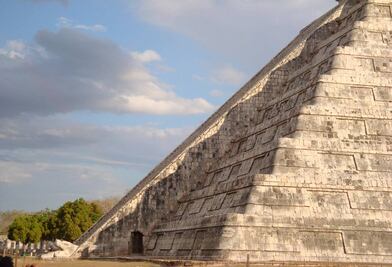 Cuándo ver la sombra de Kukulkán en Chichén Itzá