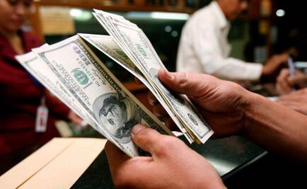 Cotiza dólar en $16.45 a la venta en bancos del DF