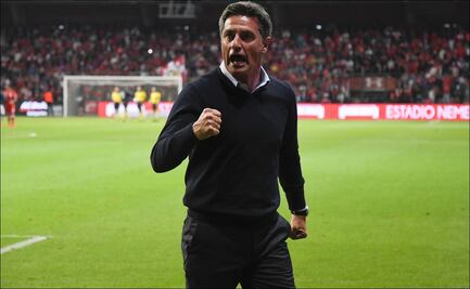 Míchel admite vivir su mejor momento como DT de Pumas