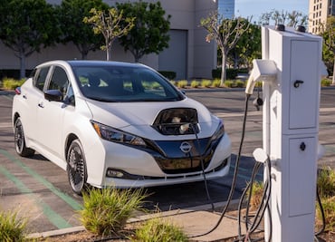Prevén que para 2025 se comercialicen 22 millones de autos eléctricos, el doble que el año pasado