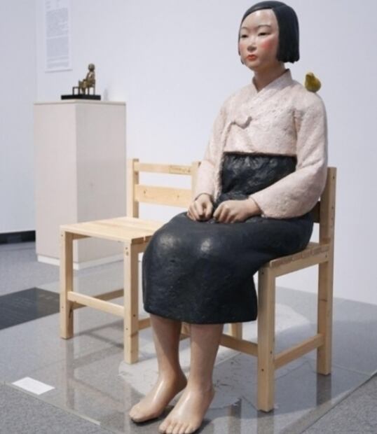 ¿Quién es Tatxo Benet, el empresario que compró la pintura de Zapata?