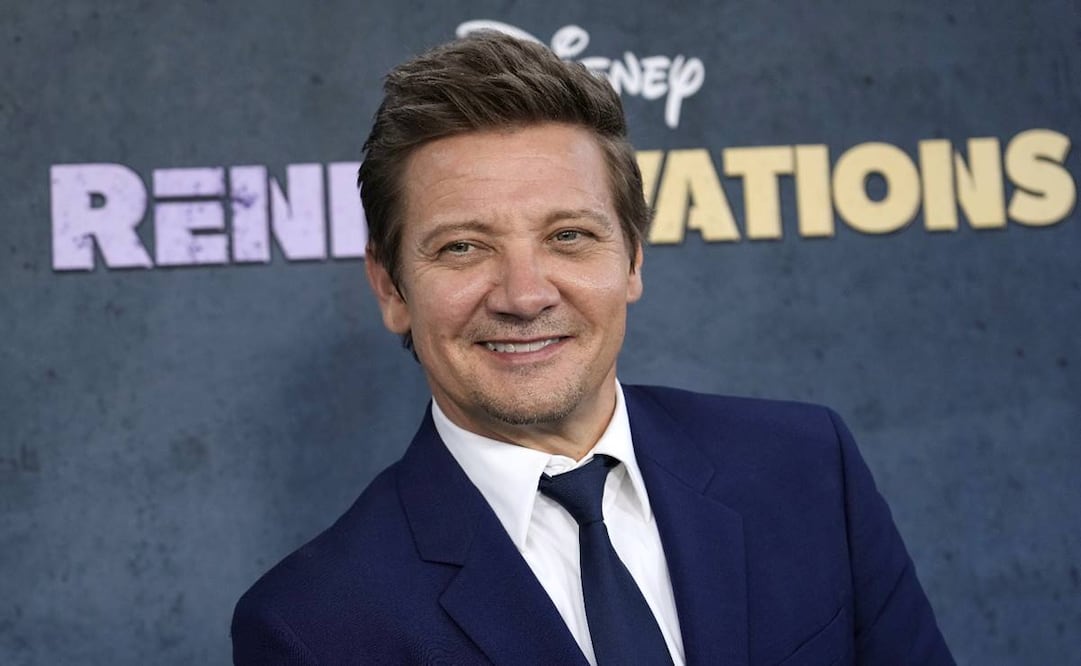 Jeremy Renner continúa recuperándose del accidente que casi le cuesta la vida. Foto: AP.