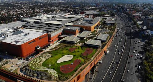 Así es la azotea verde más grande del mundo ubicada en Satélite