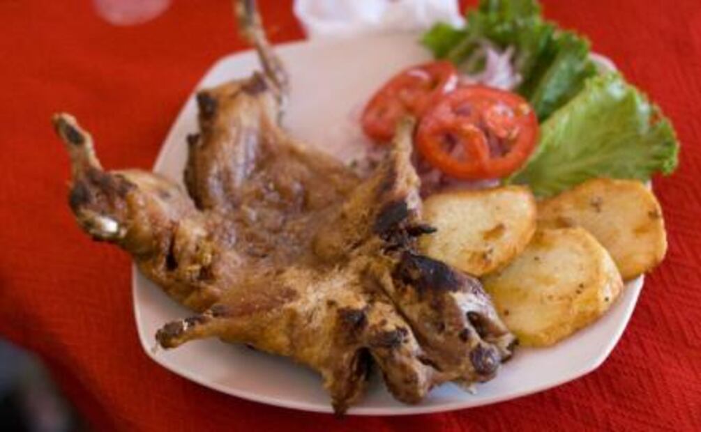 Los platillos que Anthony Bourdain comió en Latinoamérica