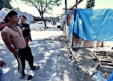 Migrantes regresan al Parque Guadalupe Victoria; reconstruyen campamento con menos recursos y habitantes