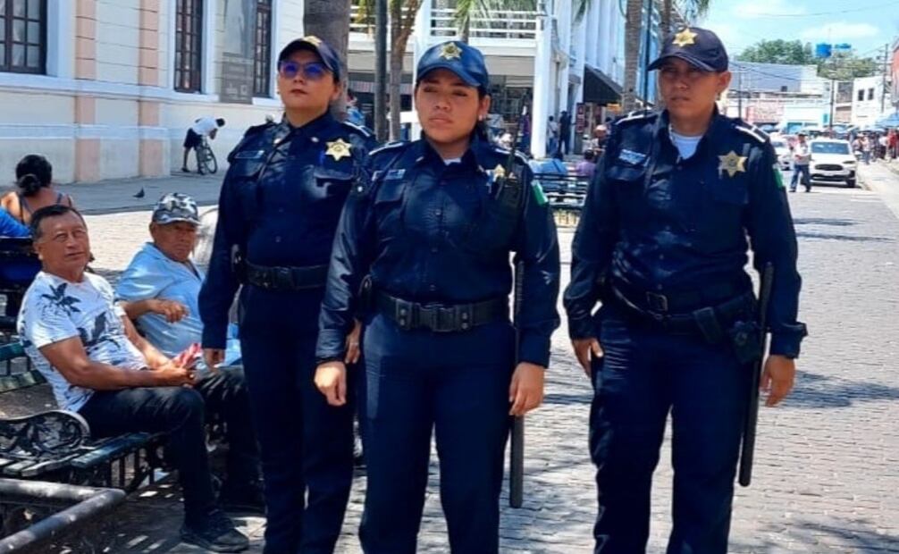 La SSP de Yucatán detuvo a 7 personas con armamento y dos vehículos de lujo. (17/11/2024). Foto: Especial