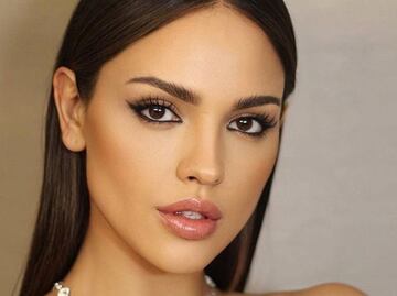 Eiza González luce el vestido más romántico para el verano