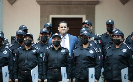 Diego Sinhue Rodríguez alerta a nuevos policías de León a no caer en manos de la delincuencia