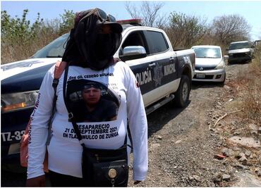 Madres Buscadoras de Jalisco responden a Enrique Alfaro: "Jamás recibimos esa llamada y nunca salimos de noche a campo"