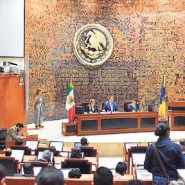 Va refundación de poderes en el estado 