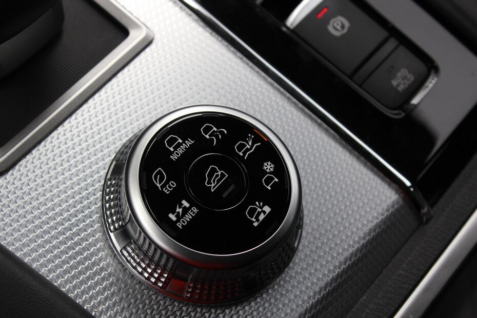 Mitsubishi Outlander PHEV Diamond