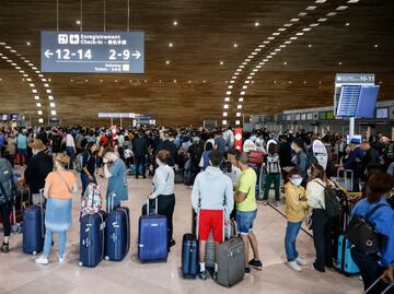 ¿Por qué están cancelando tantos vuelos en Europa?
