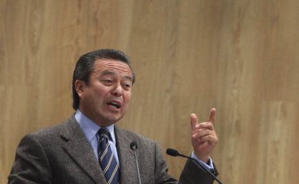 Política económica de México, sin cambios: César Camacho