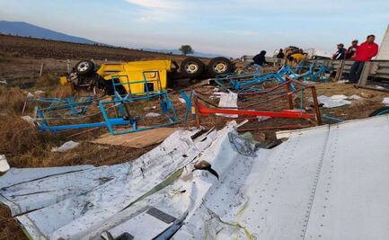 VIDEO Saquean tráiler con motocicletas tras accidente en autopista Arco Norte; no hay detenidos