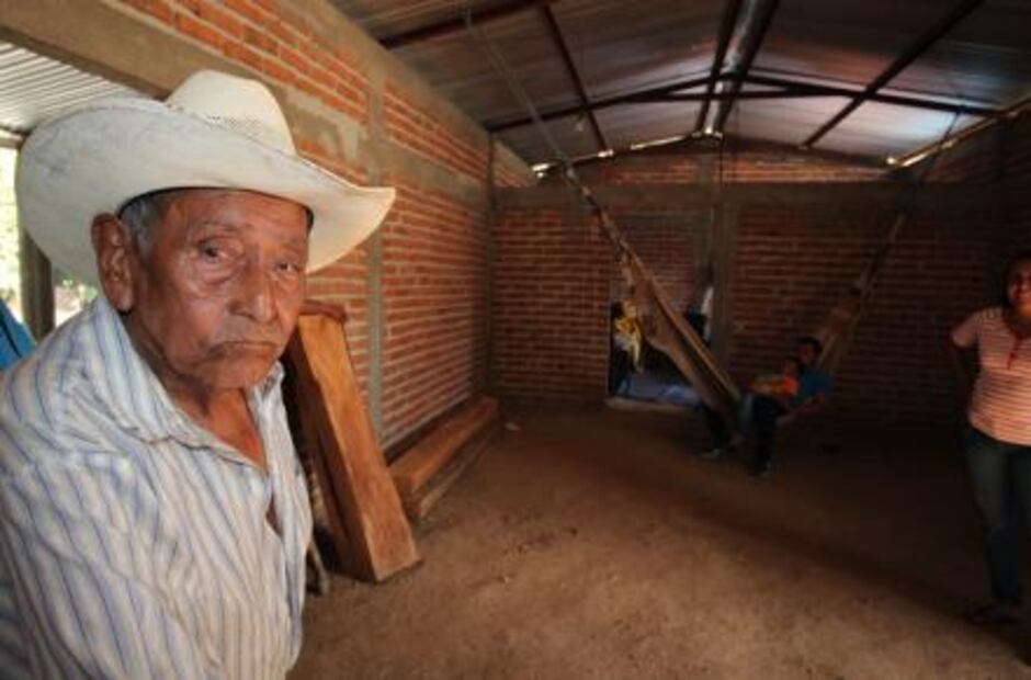 Minicasas; así viven los damnificados de Chiapas a un año del sismo