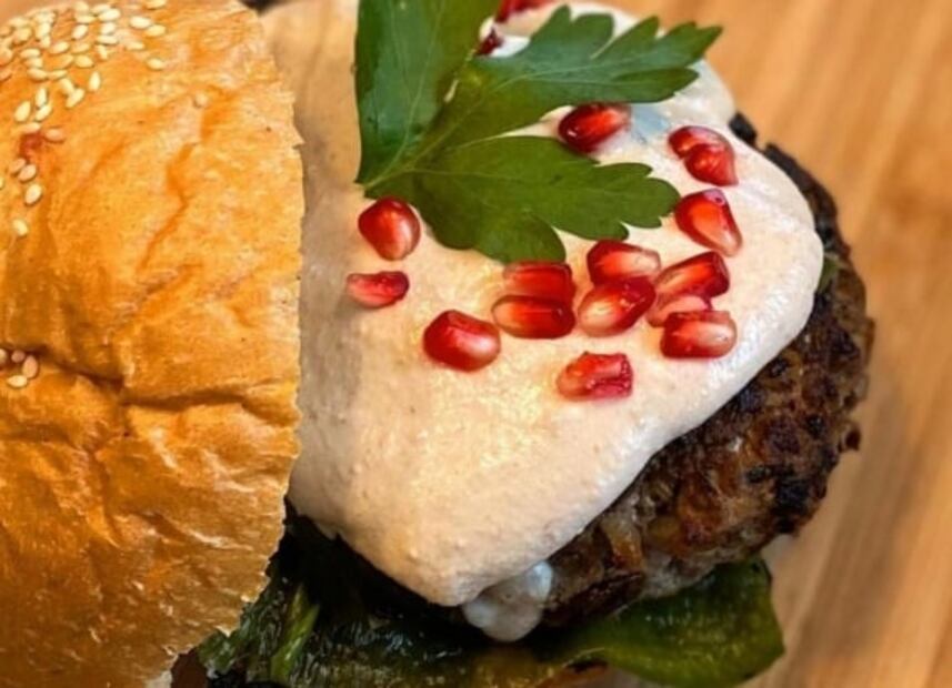 Ingenio mexicano, siete maneras distintas de comer un chile en nogada