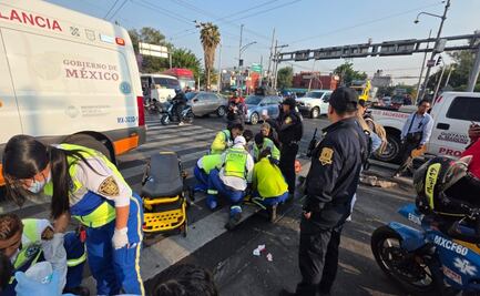 Unidad del Metrobús atropella a madre e hijo, ambos resultan con traumatismos; el operador fue detenido