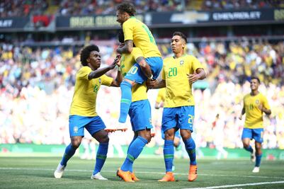 Brasil vence a Croacia en regreso de Neymar