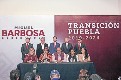 Barbosa designa a equipo para su gobierno